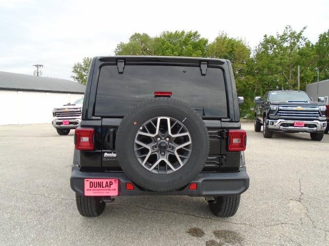2025 Jeep Wrangler 4-Door Sahara 4x4
