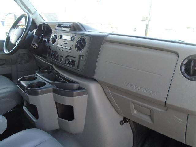 2015 Ford Econoline Commercial Cuta NA