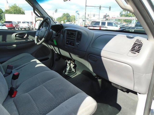2002 Ford F-150 XL