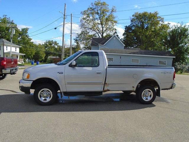 2002 Ford F-150 XL