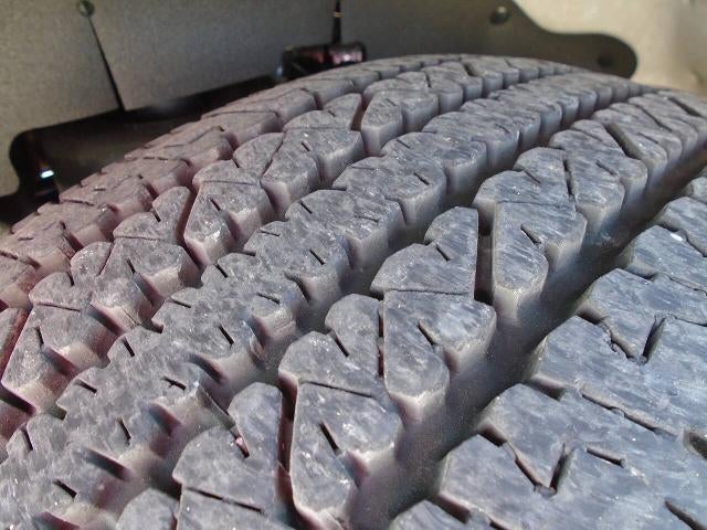 2025 Chevrolet Express Passenger 1LT