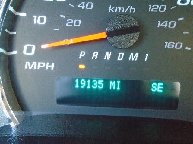2025 Chevrolet Express Passenger 1LT