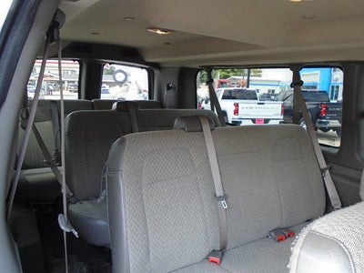 2025 Chevrolet Express Passenger 1LT