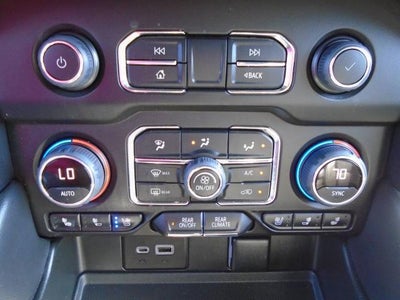 2022 Chevrolet Suburban High Country