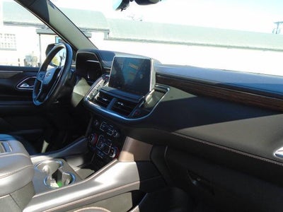 2022 Chevrolet Suburban High Country