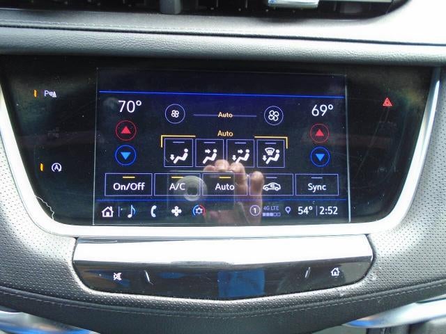 2024 Cadillac XT5 Luxury