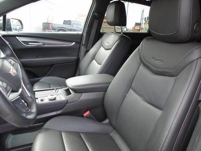 2024 Cadillac XT5 Luxury