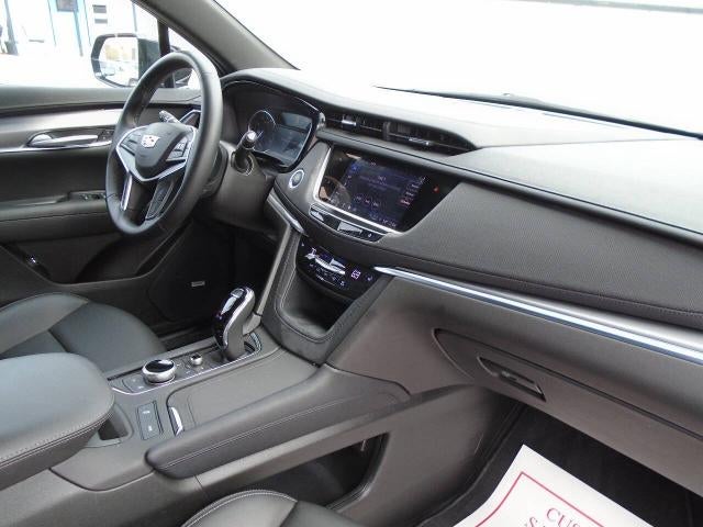 2024 Cadillac XT5 Luxury