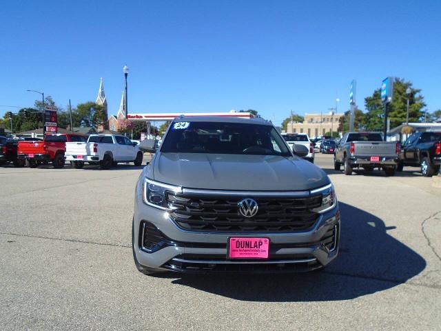 2024 Volkswagen Atlas Cross Sport 2.0T SEL R-Line