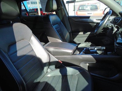 2024 Volkswagen Atlas Cross Sport 2.0T SEL R-Line
